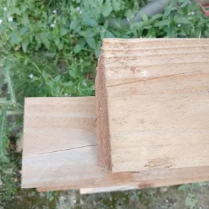 2400mm x 100mm wood posts - Image 2
