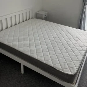 Bed frame with mattress - Image 2