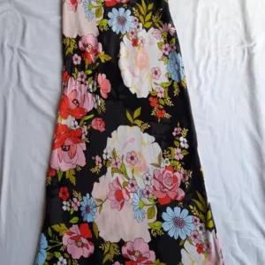 Size 8 lightweight maxi dress