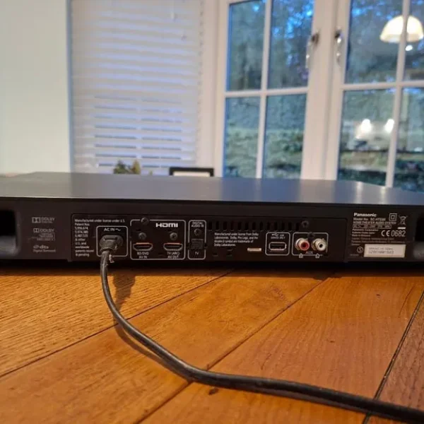 Panasonic SC-HTE80 sound bar and TV system