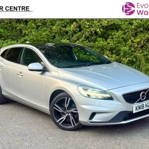 2018 Volvo V40 R-Design Pro 2.0 T2 Manual Hatchback