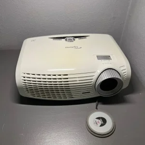 Optoma HD25e Projector - Image 2