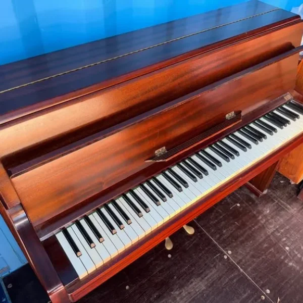 Knight piano