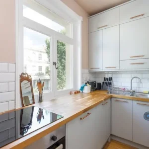 1 bedroom flat in Sillwood Road, hampton, London Borough of Richmond upon Thames - Image 3