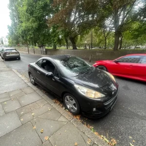 Peugeot 207 Convertible 2009 Manual - Image 6