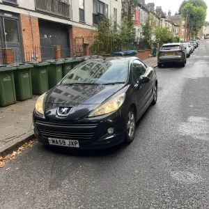 Peugeot 207 Convertible 2009 Manual - Image 8