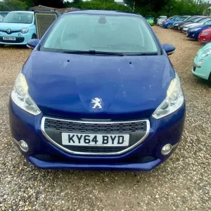 2014 Peugeot 208 1.4 HDi Allure Hatchback - Image 3