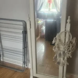 Floor mirror