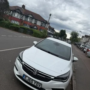 Vauxhall Astra Hatchback 2015 Manual 1399cc 5-door