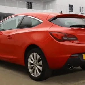 2013 Vauxhall Astra GTC 2.0 CDTi 16V SRi 3dr Hatchback - Image 4