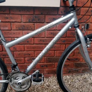 Raleigh Ladies Bike 19-inch Frame - Image 2