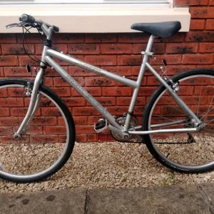 Raleigh Ladies Bike 19-inch Frame - Image 4