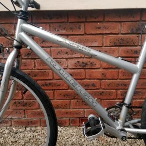 Raleigh Ladies Bike 19-inch Frame - Image 5