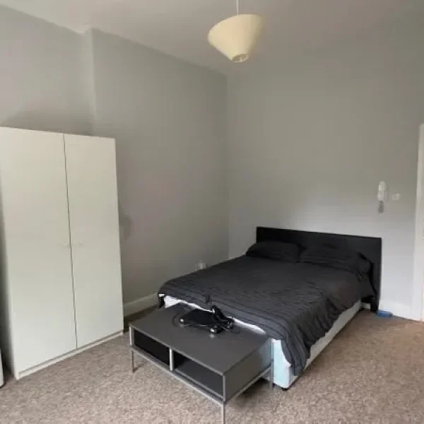 🌿Fully Furnished Room with Garden Access