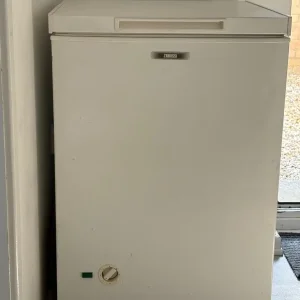 Zanussi Chest Freezer - Image 2