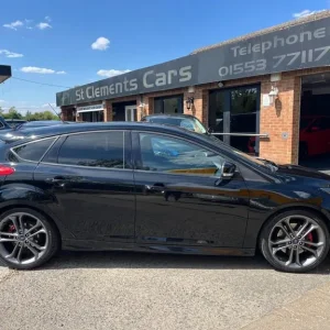 2016 Ford Focus 2.0T EcoBoost ST-3 Euro 6 5dr Hatchback - Image 2