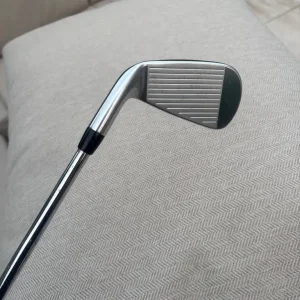 Titleist 2 iron - Image 2