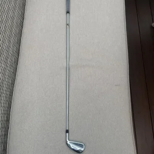 Titleist 2 iron - Image 5