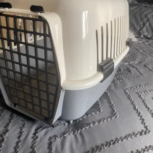 Pet carrier - Image 2