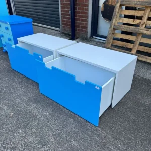Large blue and white pull out storage box, 2 available - Image 5