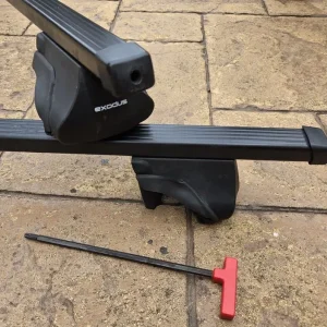 Roofbox with Hapro Roady and Bars - Image 6