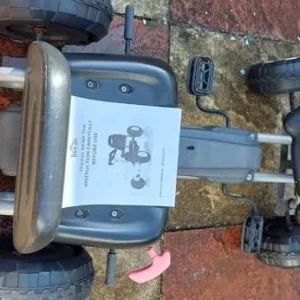 Unisex white and black go kart - Image 5