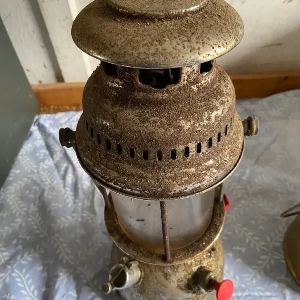 Vintage Tilly lamp