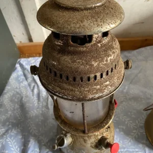 Vintage Tilly lamp