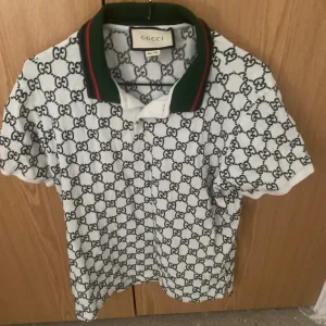 gucci polo shirt
