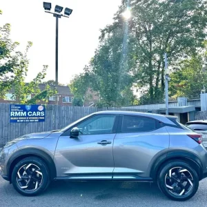 2023 Nissan Juke 1.6 Hybrid N-Connecta 5-door Auto Hatchback - Image 3