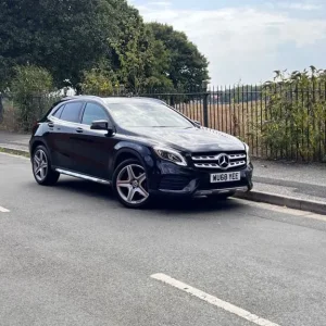 2018 Mercedes-Benz GLA 220D AMG Line Premium SUV - Image 4