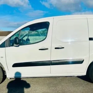 2018 Citroen Berlingo 1.6 BlueHDi Panel Van - Image 4