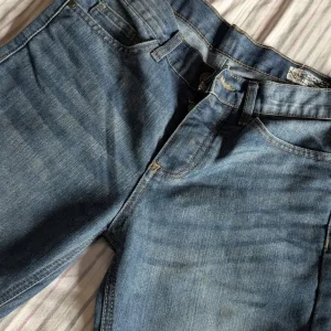 28" Waist Mens Jeans - Image 3