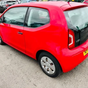 2012 Volkswagen Up! 1.0L 3-door hatchback petrol manual - Image 3