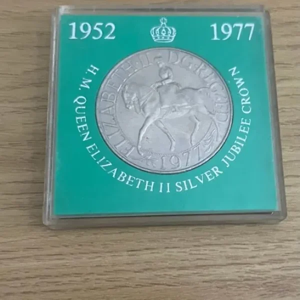 1977 Queen Elizabeth II Silver Jubilee Crown Coin