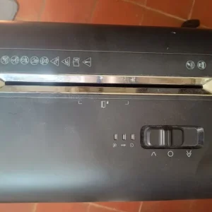 Fellowes Powershred LX65 Crosscut Paper Shredder - Image 3