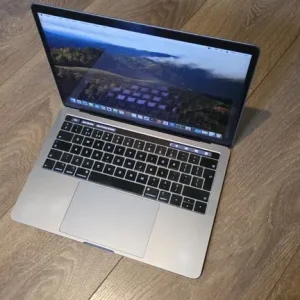 13-inch MacBook Pro Mid 2019 Touchbar Grey - Image 2