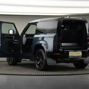 2022 Land Rover Defender 90 3.0 D250 MHEV X-Dynamic HSE SUV 3dr Diesel Auto 4WD Euro 6 (s/s) - Image 8