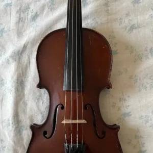 Three-quarter German violin