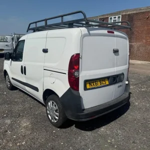 2011 Fiat Doblo 1.3 Diesel Panel Van - Image 3