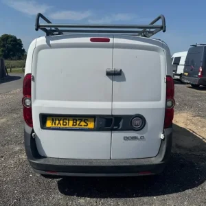 2011 Fiat Doblo 1.3 Diesel Panel Van - Image 4