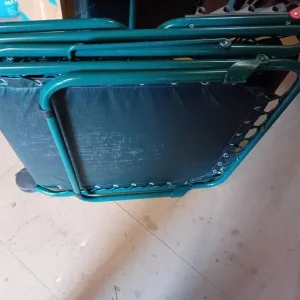 2 single folding guest beds - Image 2