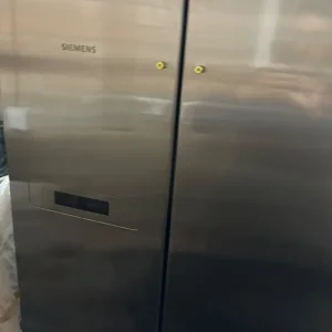 Siemens American style fridge freezer - Image 4