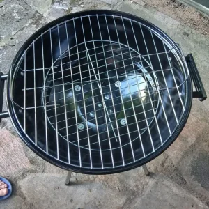 Home Charcoal BBQ - Image 2