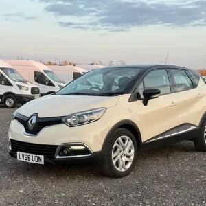 2016 Renault Captur 0.9 TCe ENERGY Dynamique Nav SUV - Image 3
