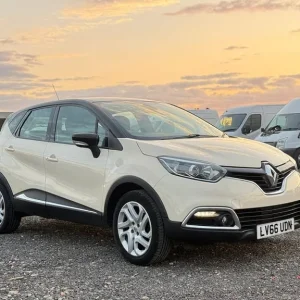 2016 Renault Captur 0.9 TCe ENERGY Dynamique Nav SUV