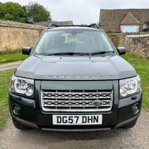 2007 Land Rover Freelander 2 2.2 Td4 HSE 5dr Auto Estate - Image 2