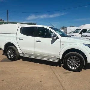 2018 Mitsubishi L200 2.4 Diesel Double Cab - Image 2