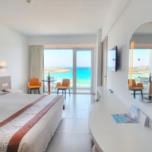 7 nights in Nissi Bay, Cyprus - Image 3