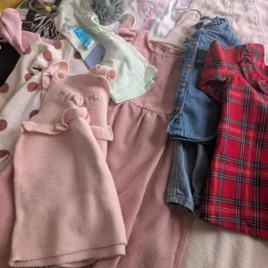 Girl's clothes 6-9 9-12 months - Image 3